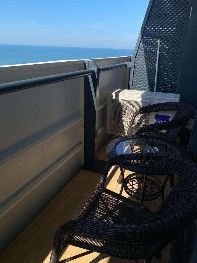 Orbi City Apartments On The Beach Batumi Exterior foto
