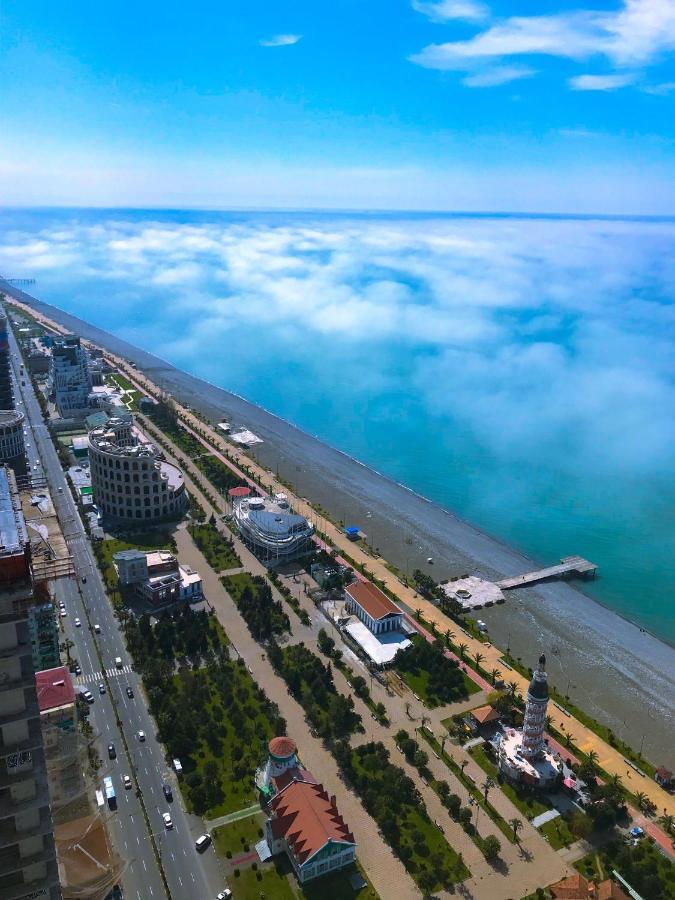 Orbi City Apartments On The Beach Batumi Exterior foto