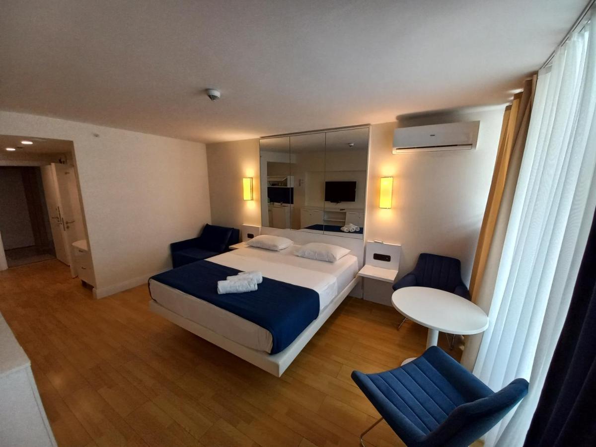 Orbi City Apartments On The Beach Batumi Exterior foto