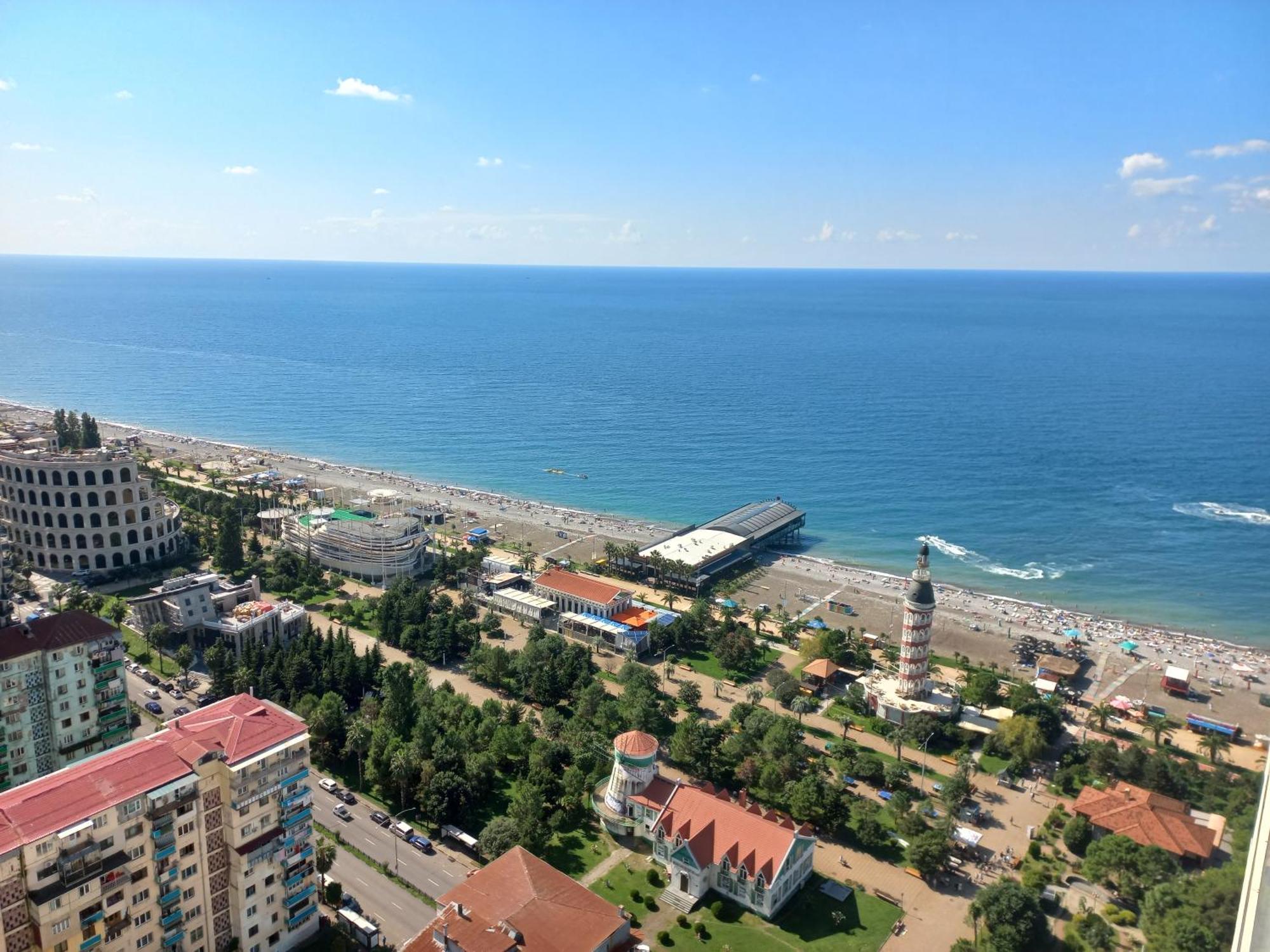 Orbi City Apartments On The Beach Batumi Exterior foto