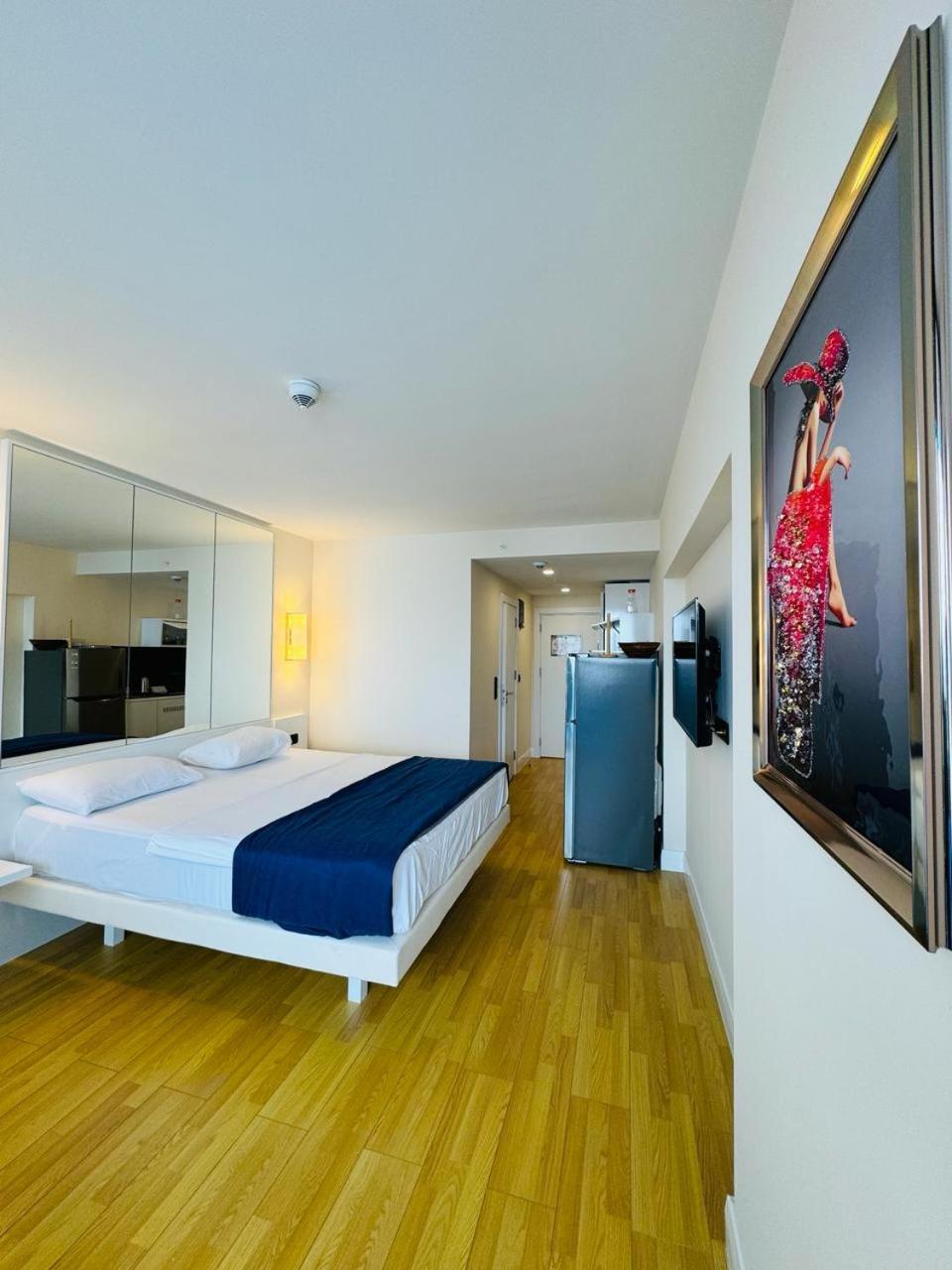 Orbi City Apartments On The Beach Batumi Exterior foto