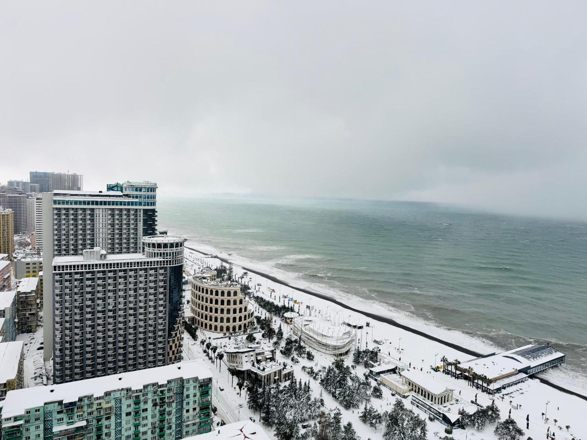 Orbi City Apartments On The Beach Batumi Exterior foto